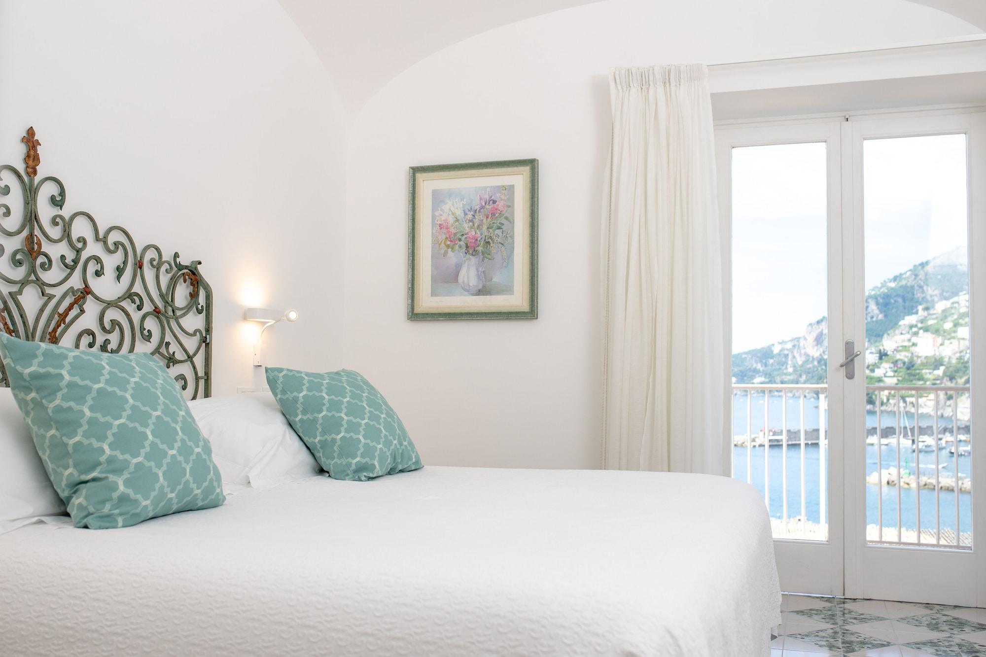 Marina Riviera Hotel 4*