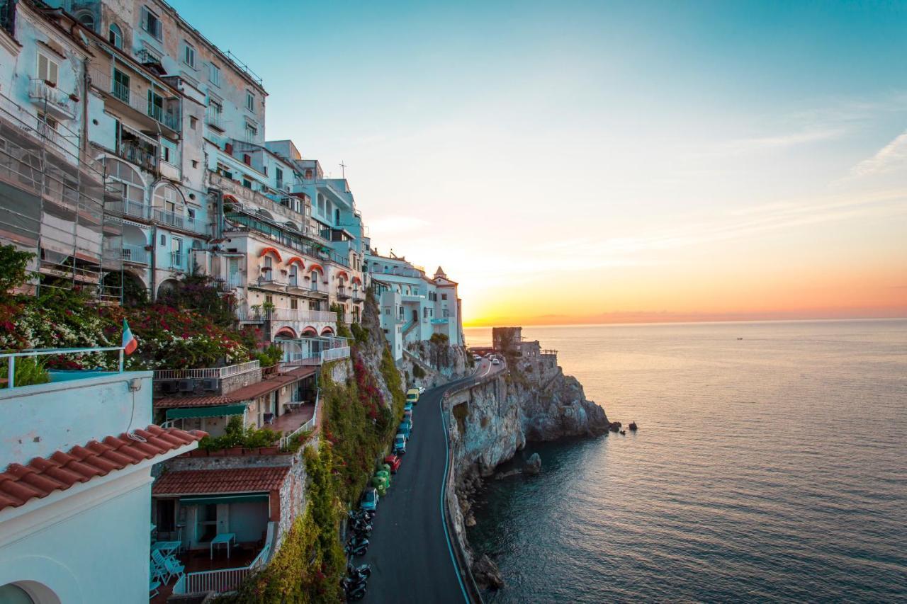 Marina Riviera Hotel 4*